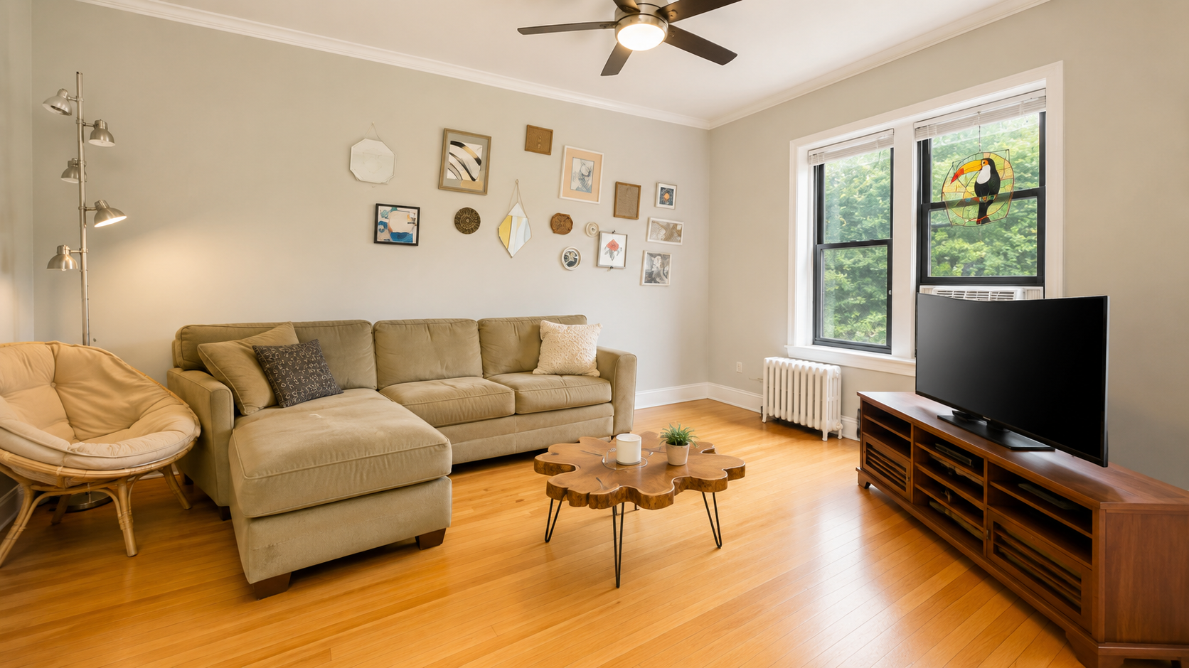 Chicago Condo: 3610 North Claremont