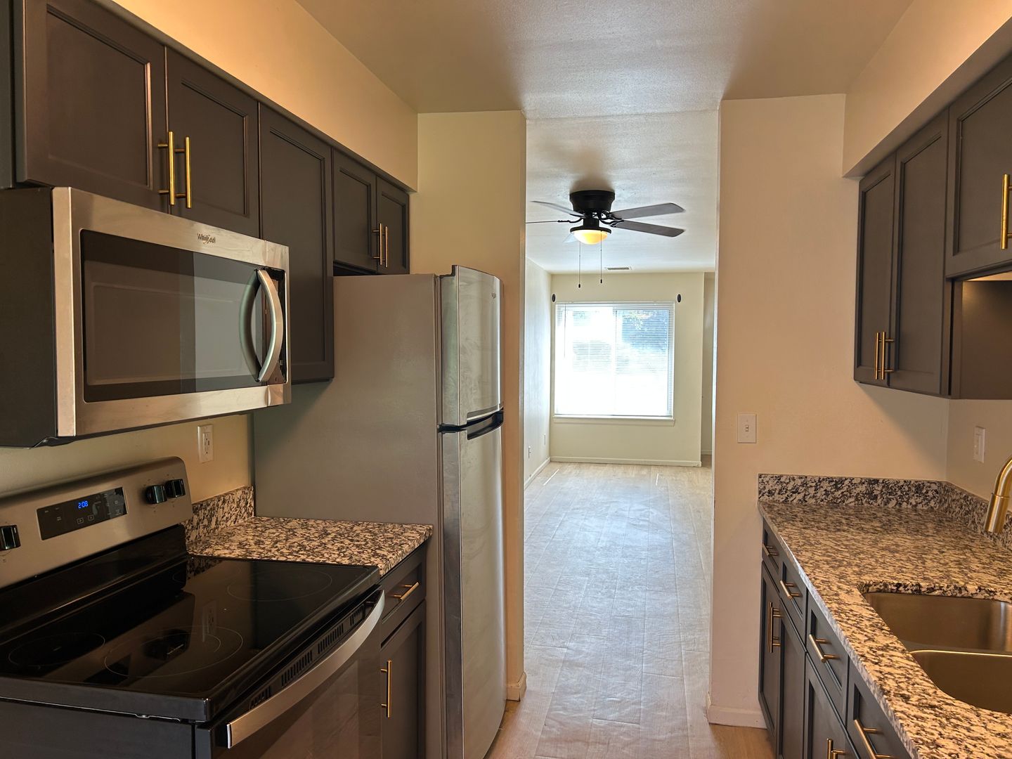 New Berlin Condo: 14755 W Hidden Creek Court