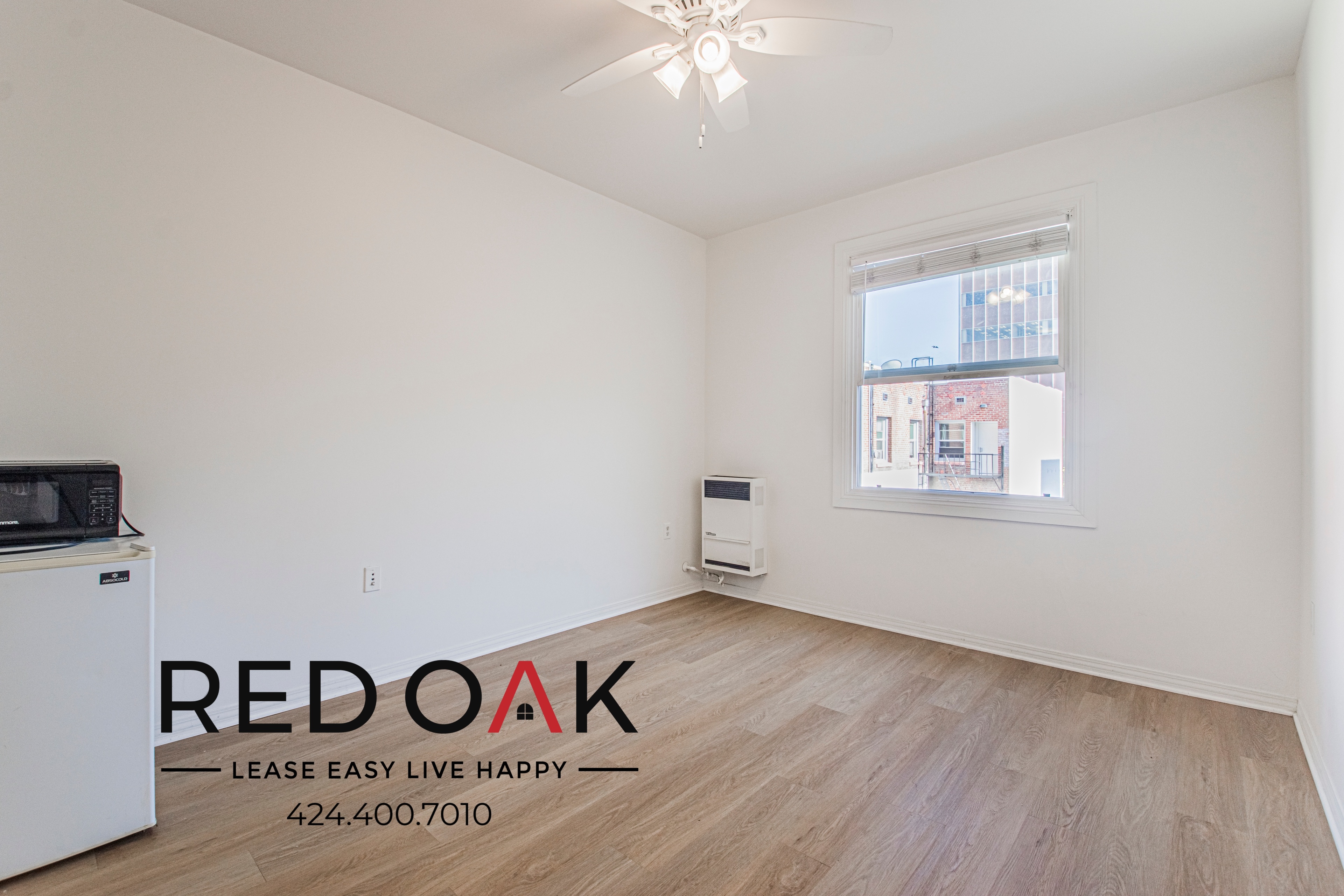 Los Angeles Apartment: 1509 N Wilcox Ave