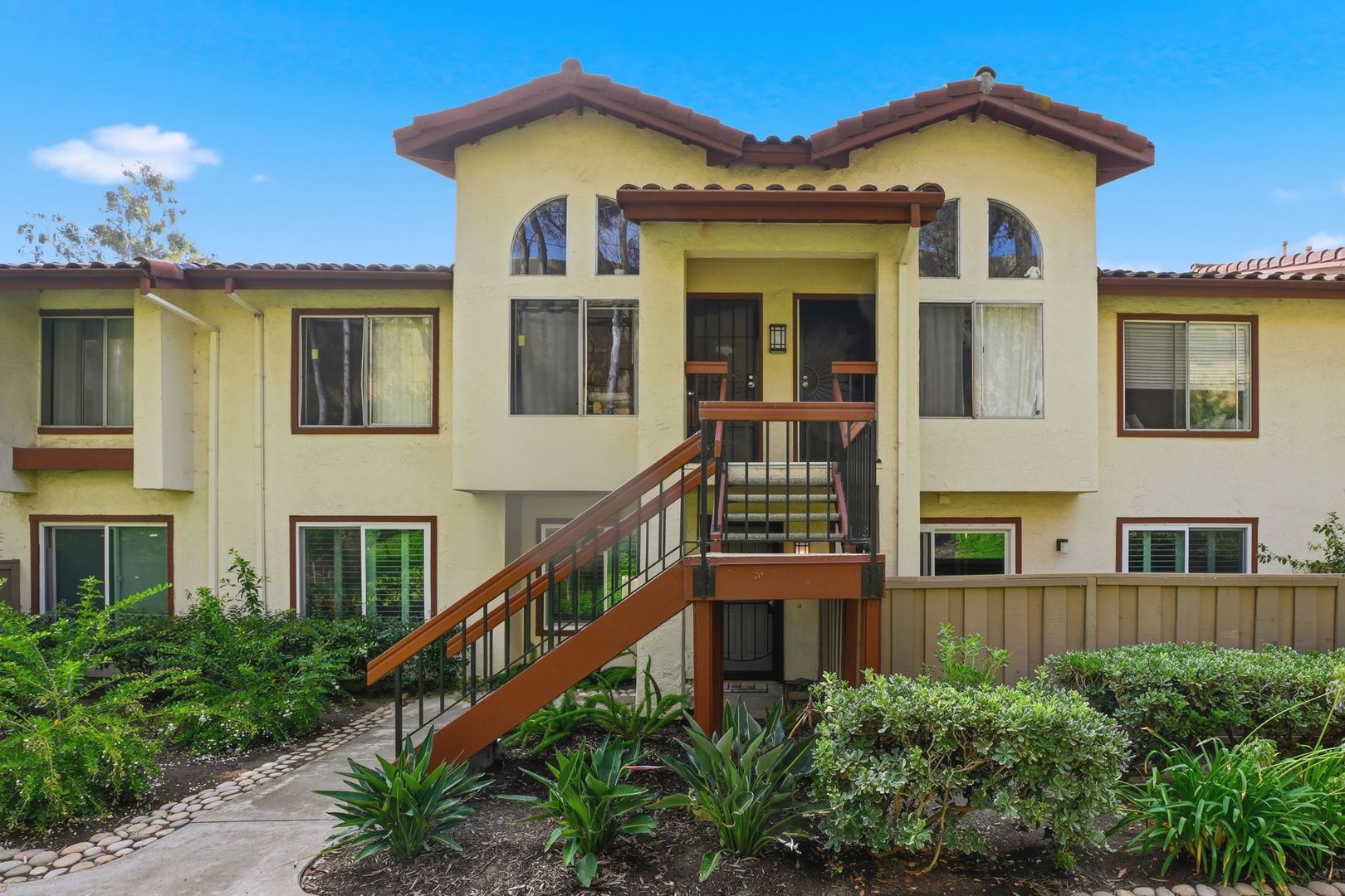 San Diego House: 4060 Rosenda Ct