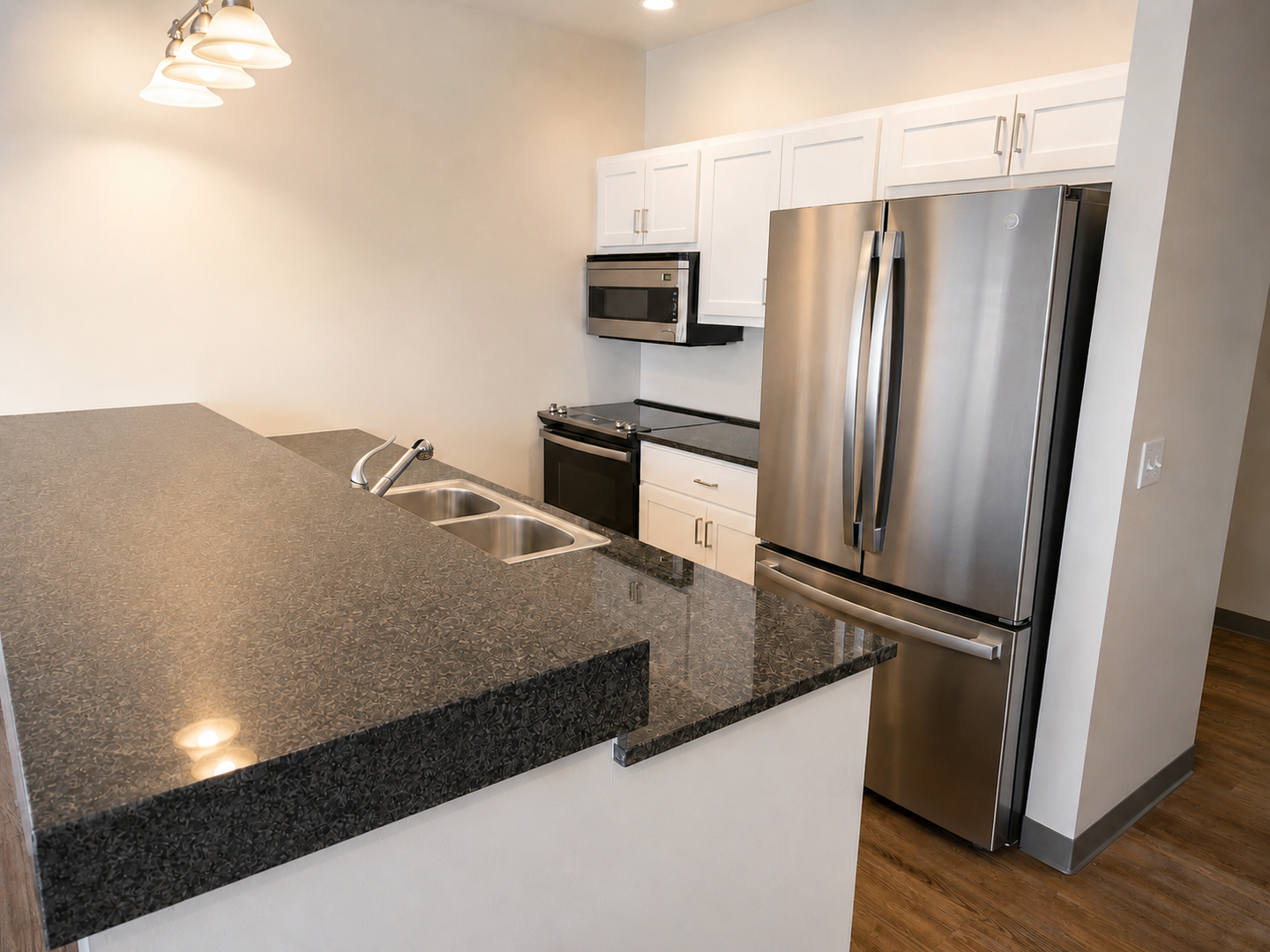 Sun Prairie Apartment: 410 E Main St