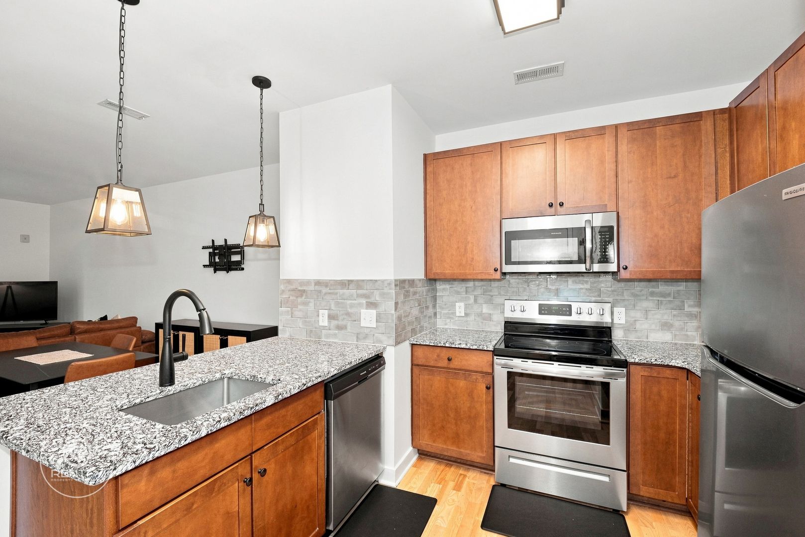 Charlotte House: 630 Calvert St