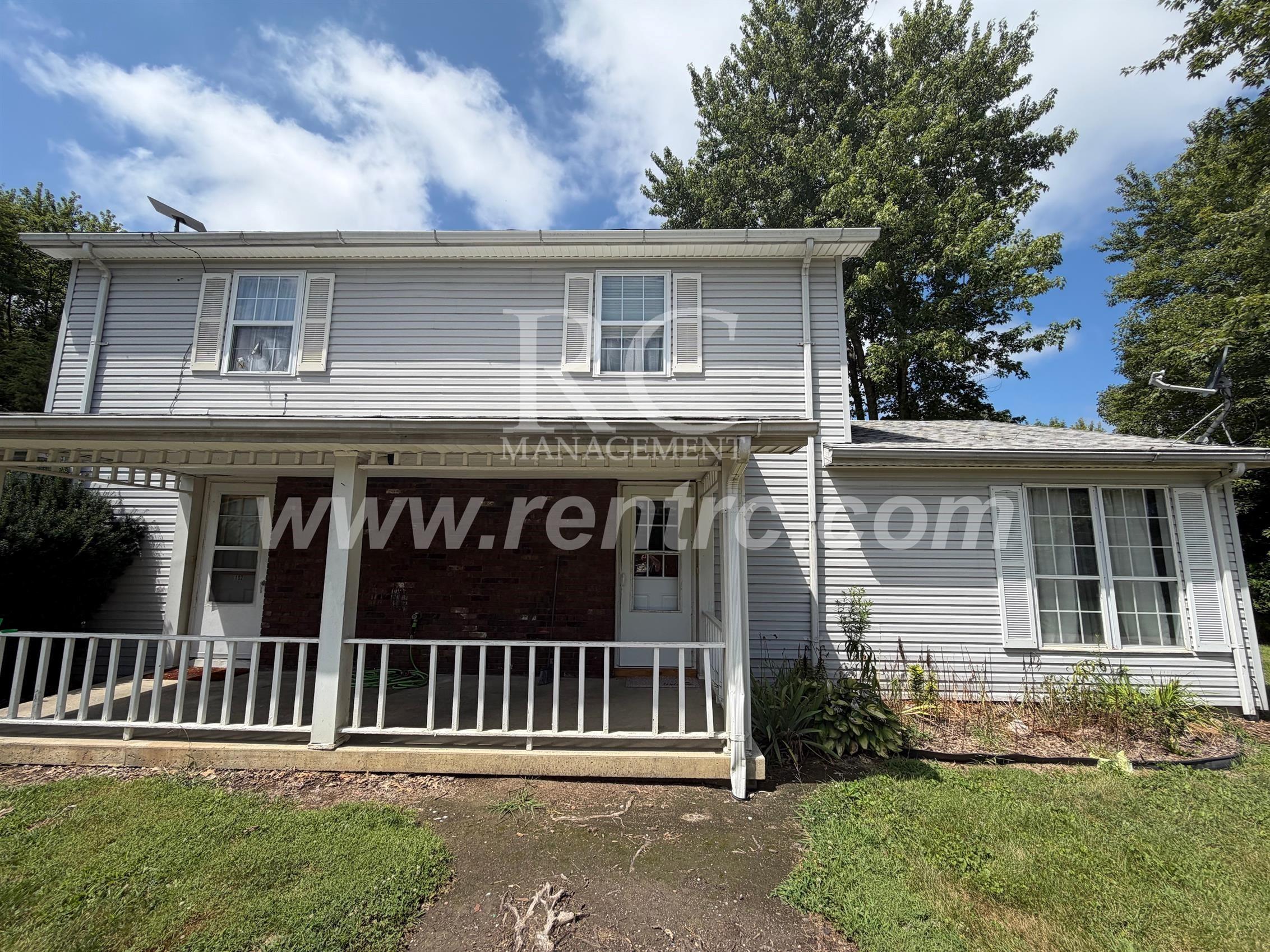 Danville House: 15986-1 Arrowhead Road