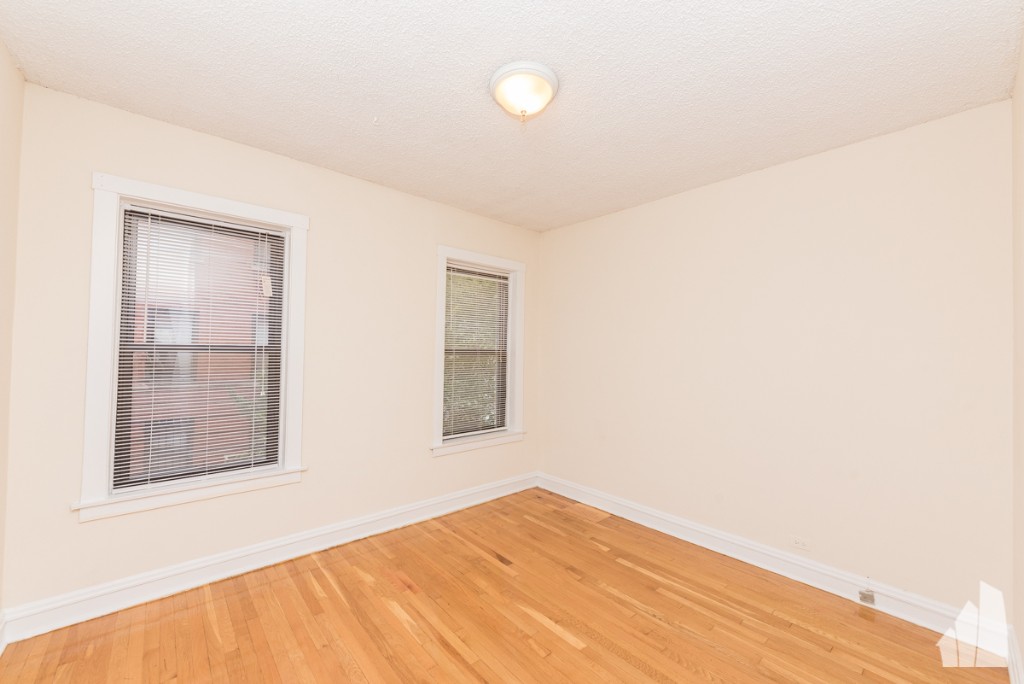 Chicago Condo: 3525 North Racine Avenue