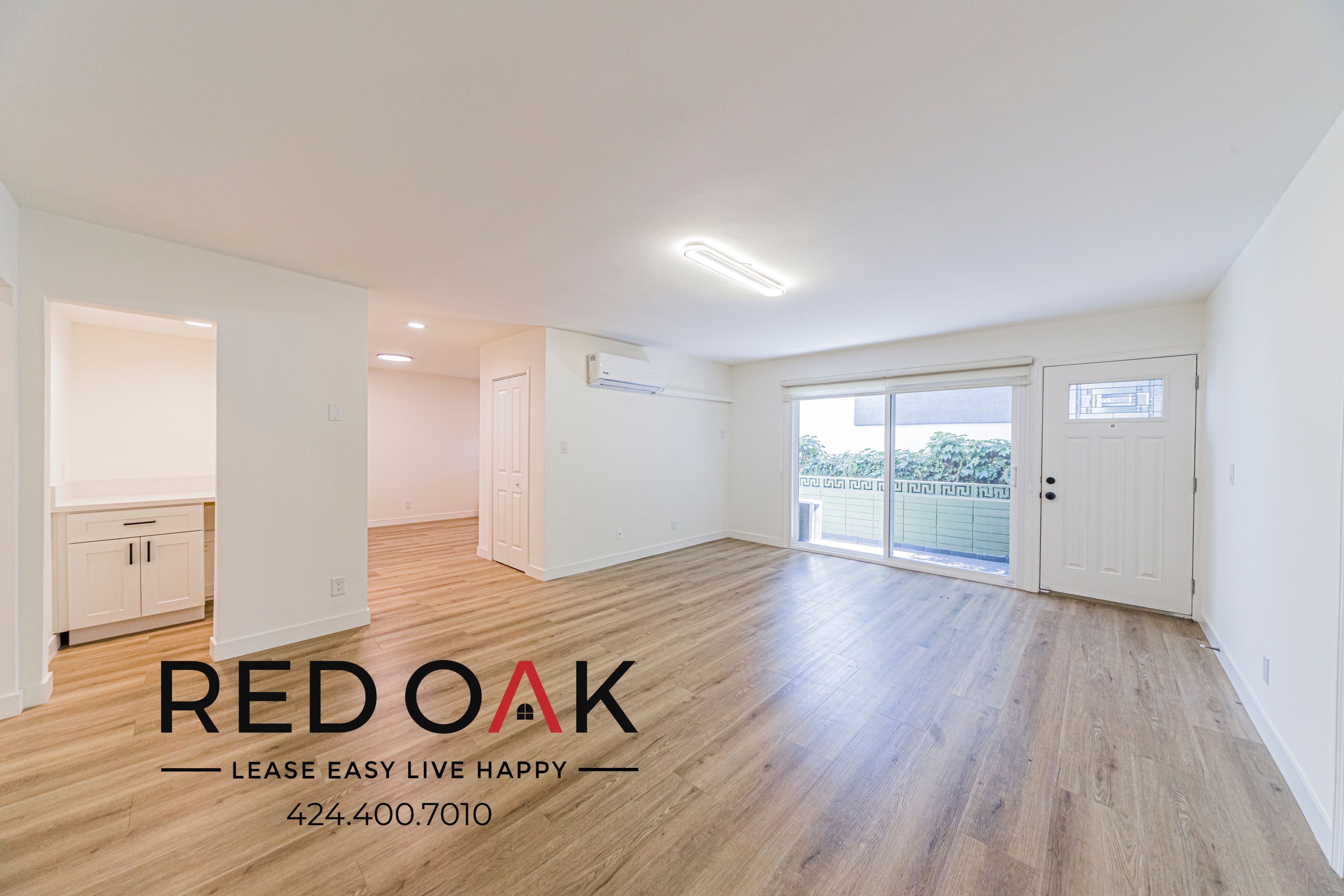 Los Angeles Condo: 314 S Clark Drive