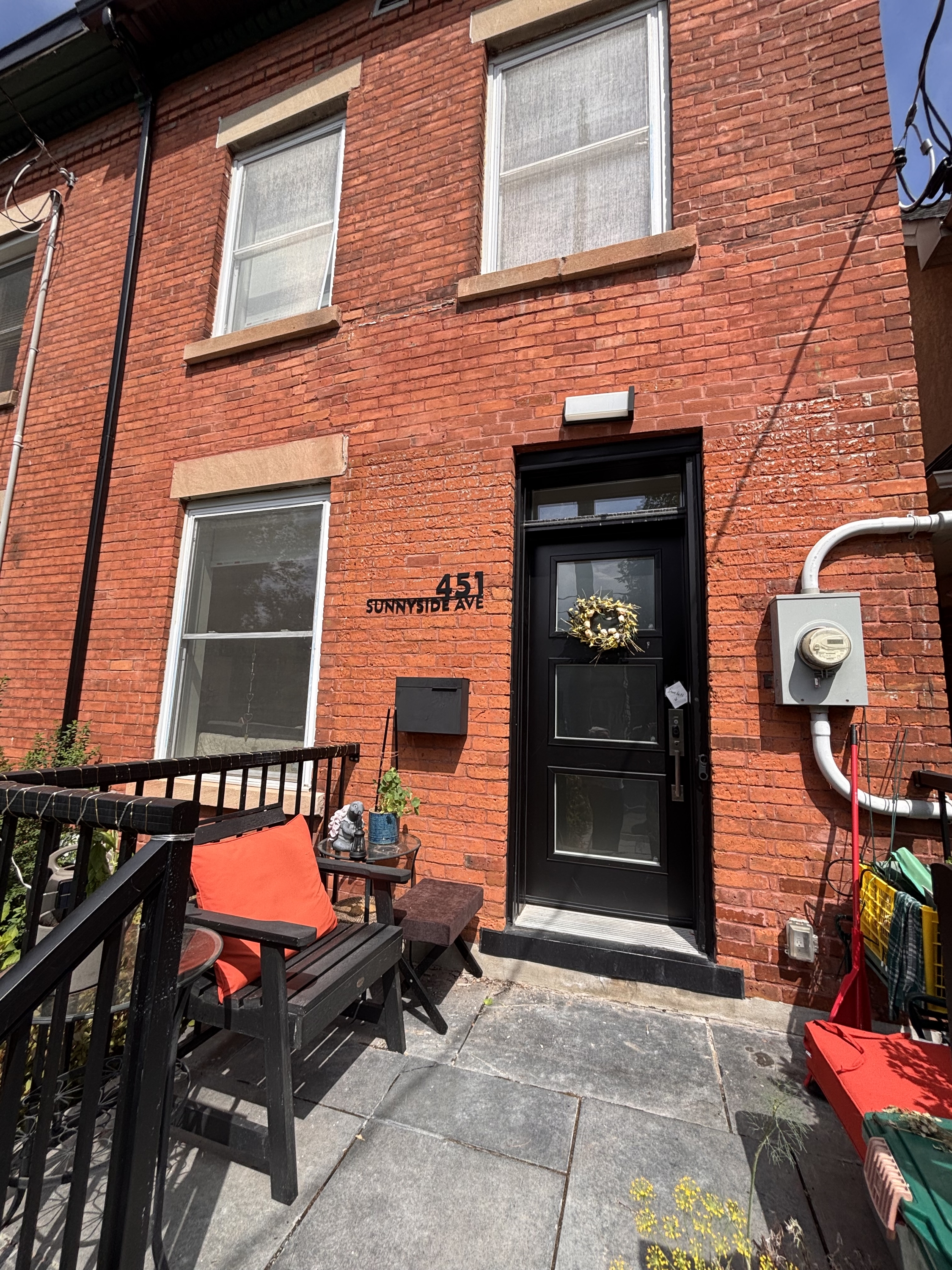Ottawa House: 451 Sunnyside Ave