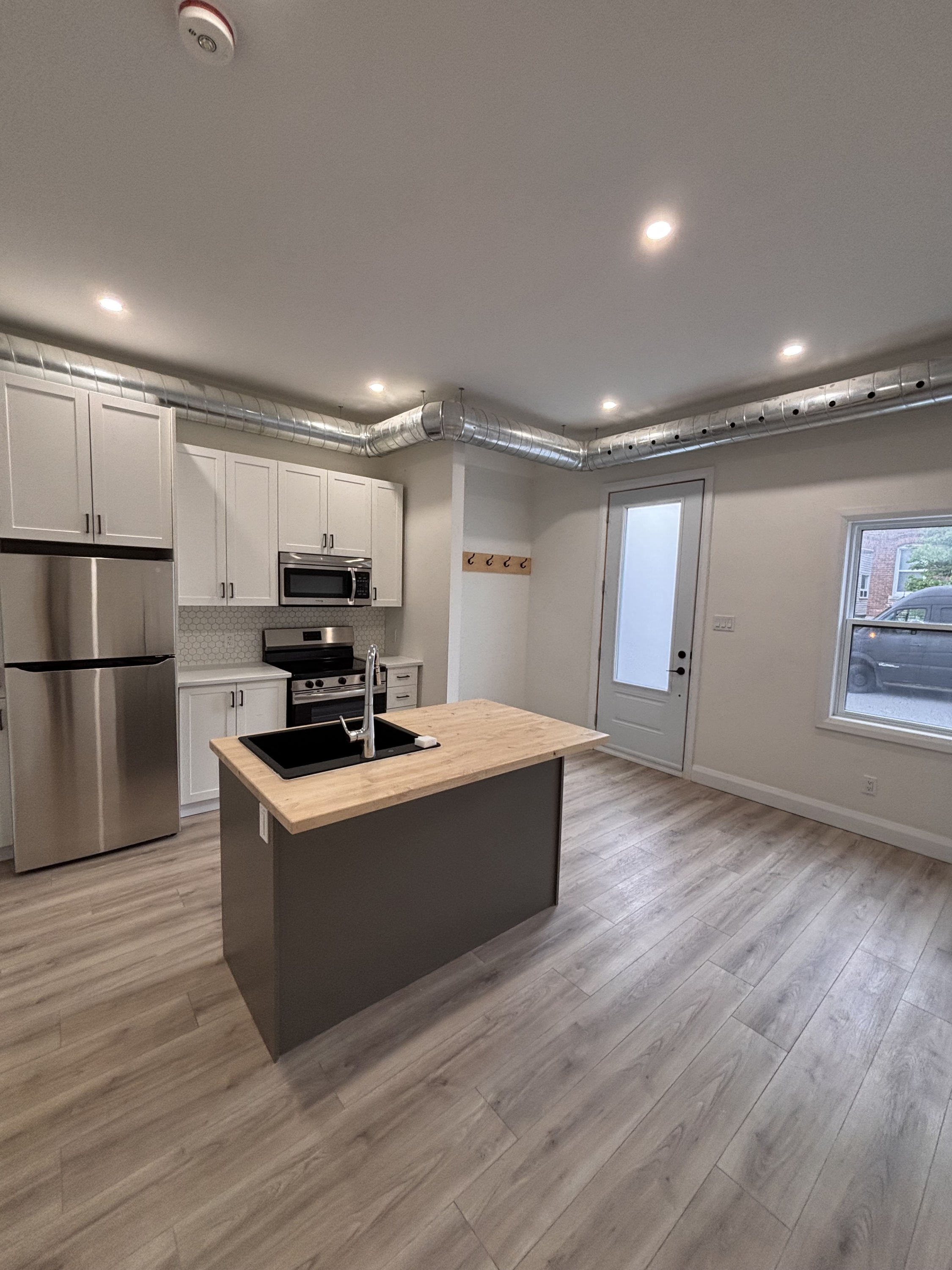 Ottawa Condo: 84 Eccles Street - 4