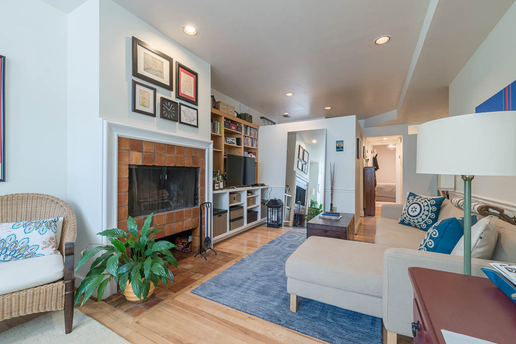 Washington Condo: 1751 Willard St NW