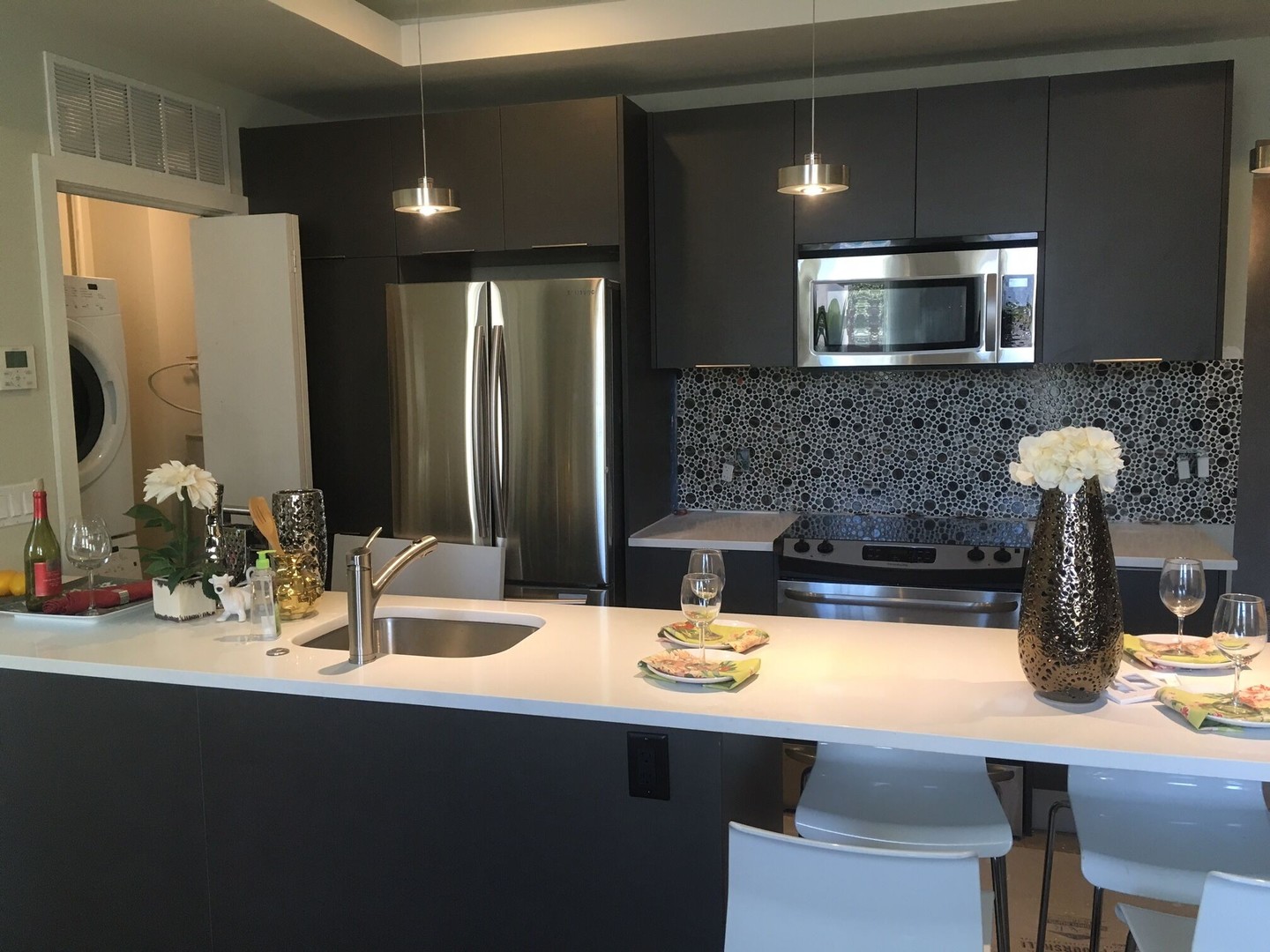 Philadelphia Apartment: 1222 Locust St