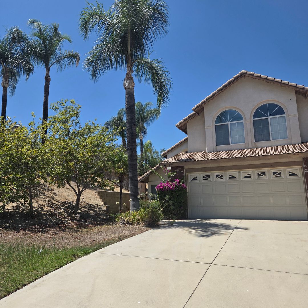 Riverside House: 8577 Rosemary Drive