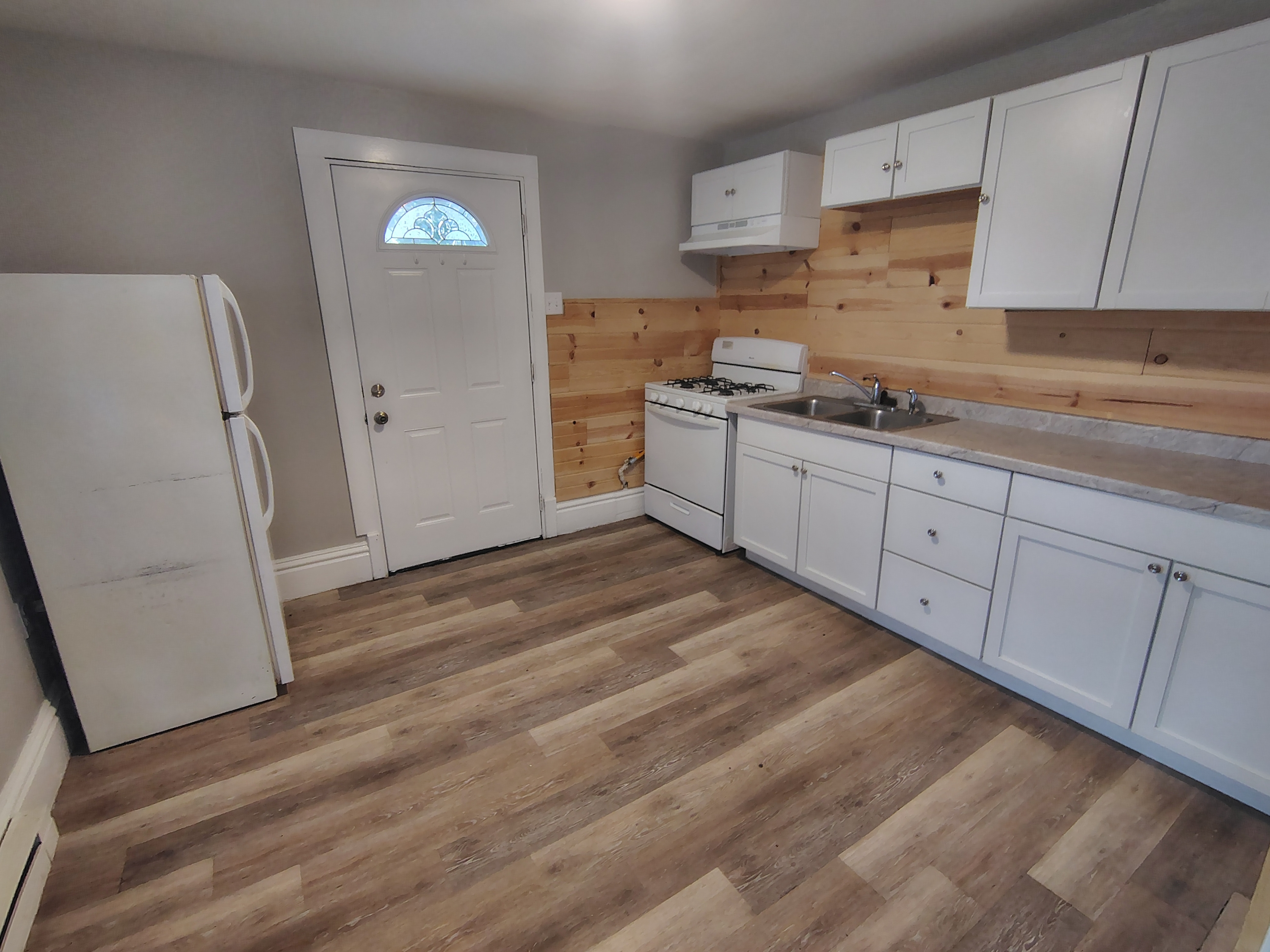 South Beloit Condo: 1116 Blackhawk Boulevard- 4