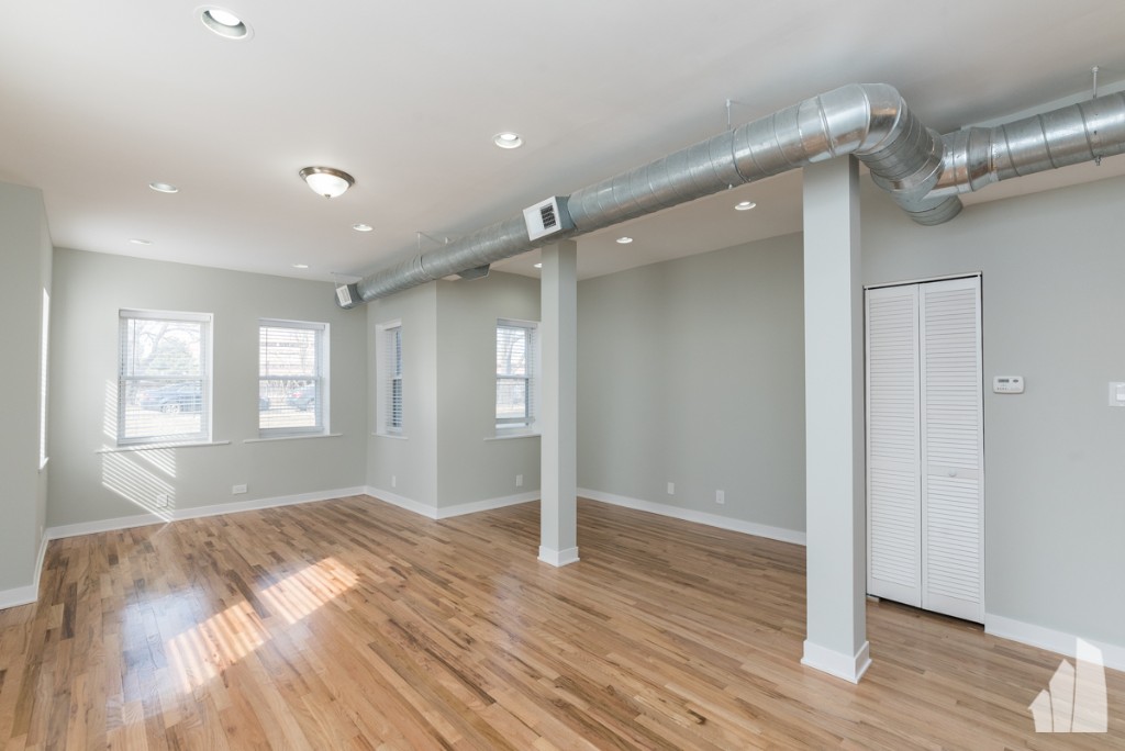Chicago Condo: 2457 West Logan Boulevard