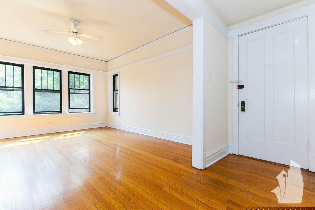 Chicago Condo: 2518 North Kedzie Avenue
