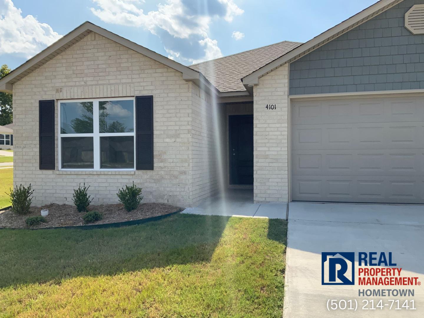Alexander House: 4101 Red Maple Lane