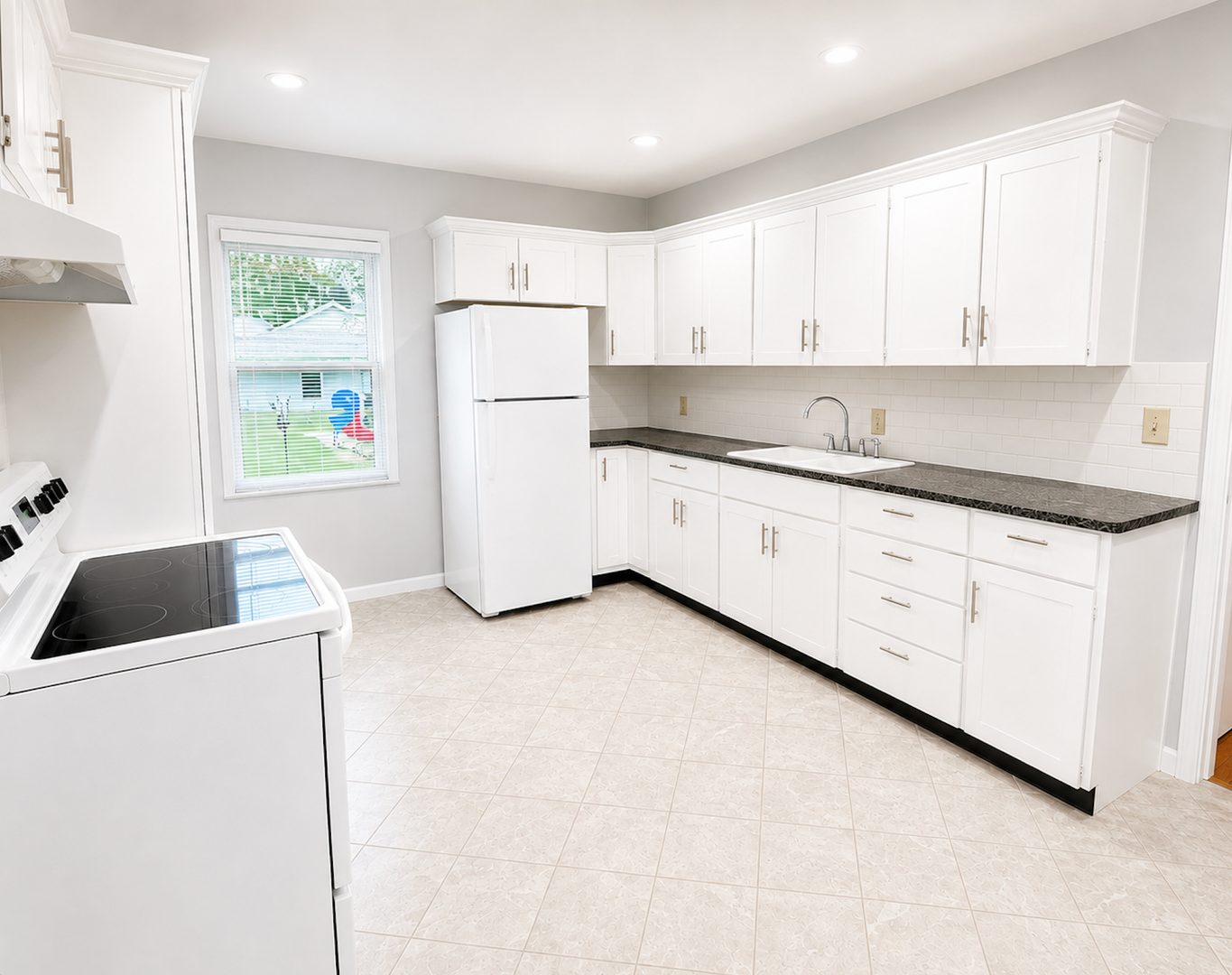 Dubuque House: 2092 Garfield Avenue