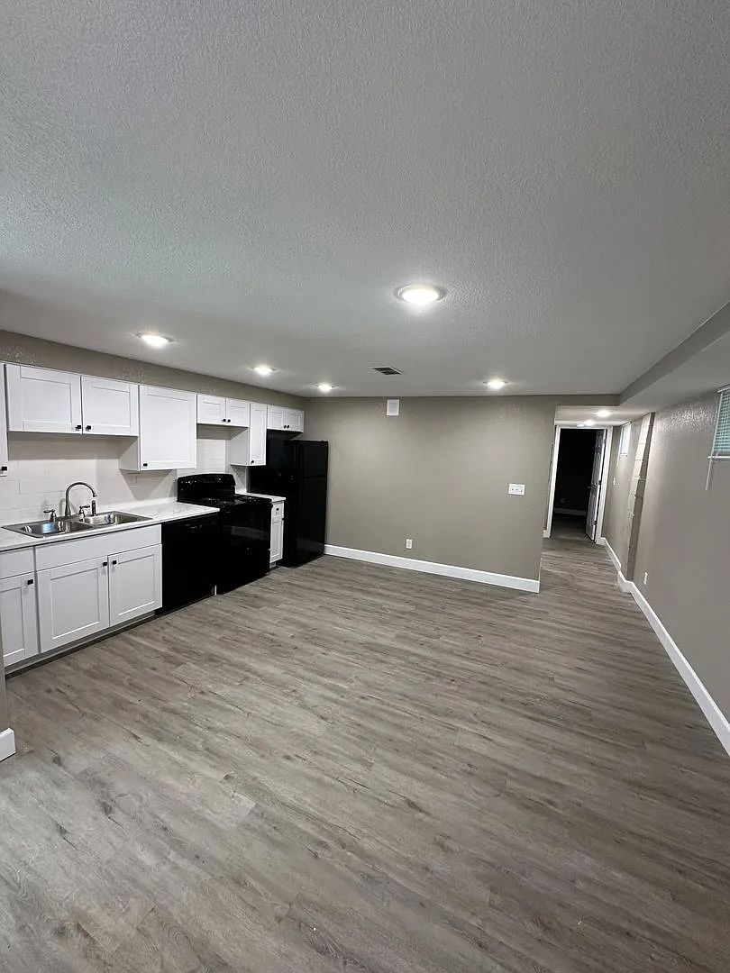 Lakewood Apartment: 1466 Reed St