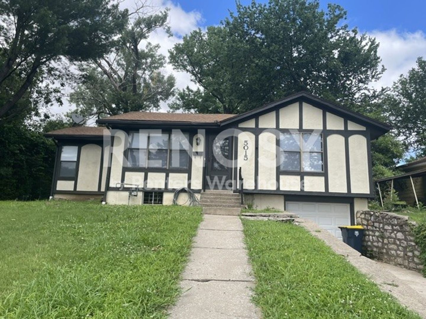 Kansas City House: 5015 Belmeade Rd
