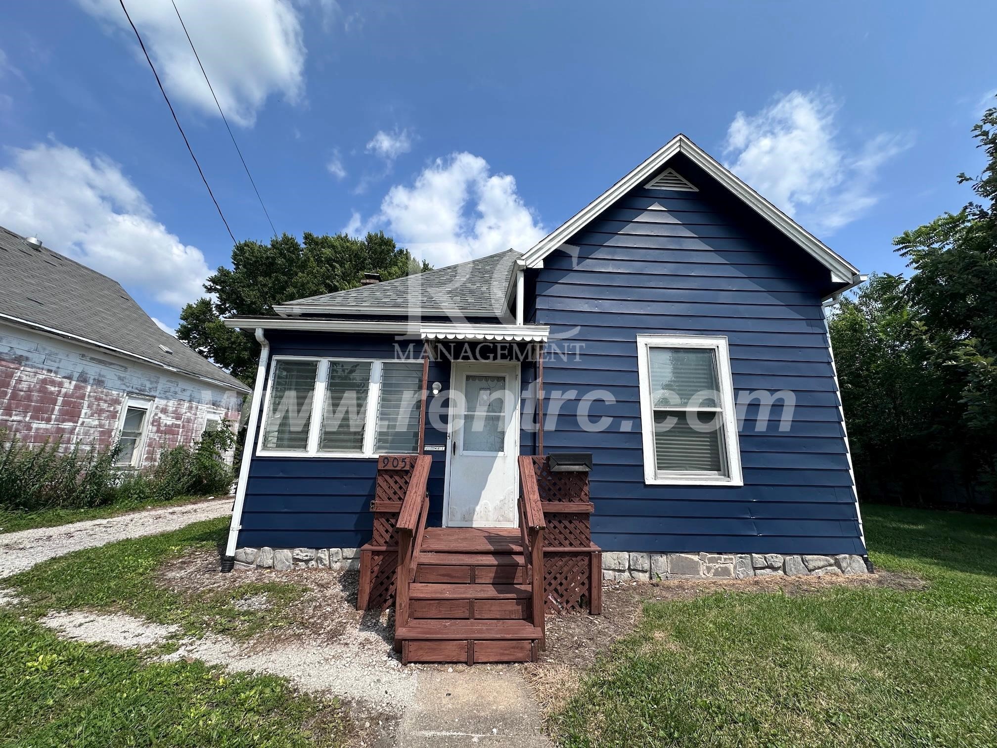 Danville House: 905 Jackson