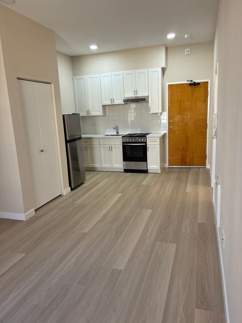 SAN FRANCISCO Condo: 1010 GRANT AVE