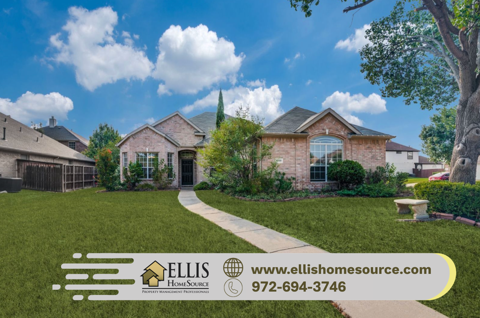 Plano House: 1000 Leoti Lane
