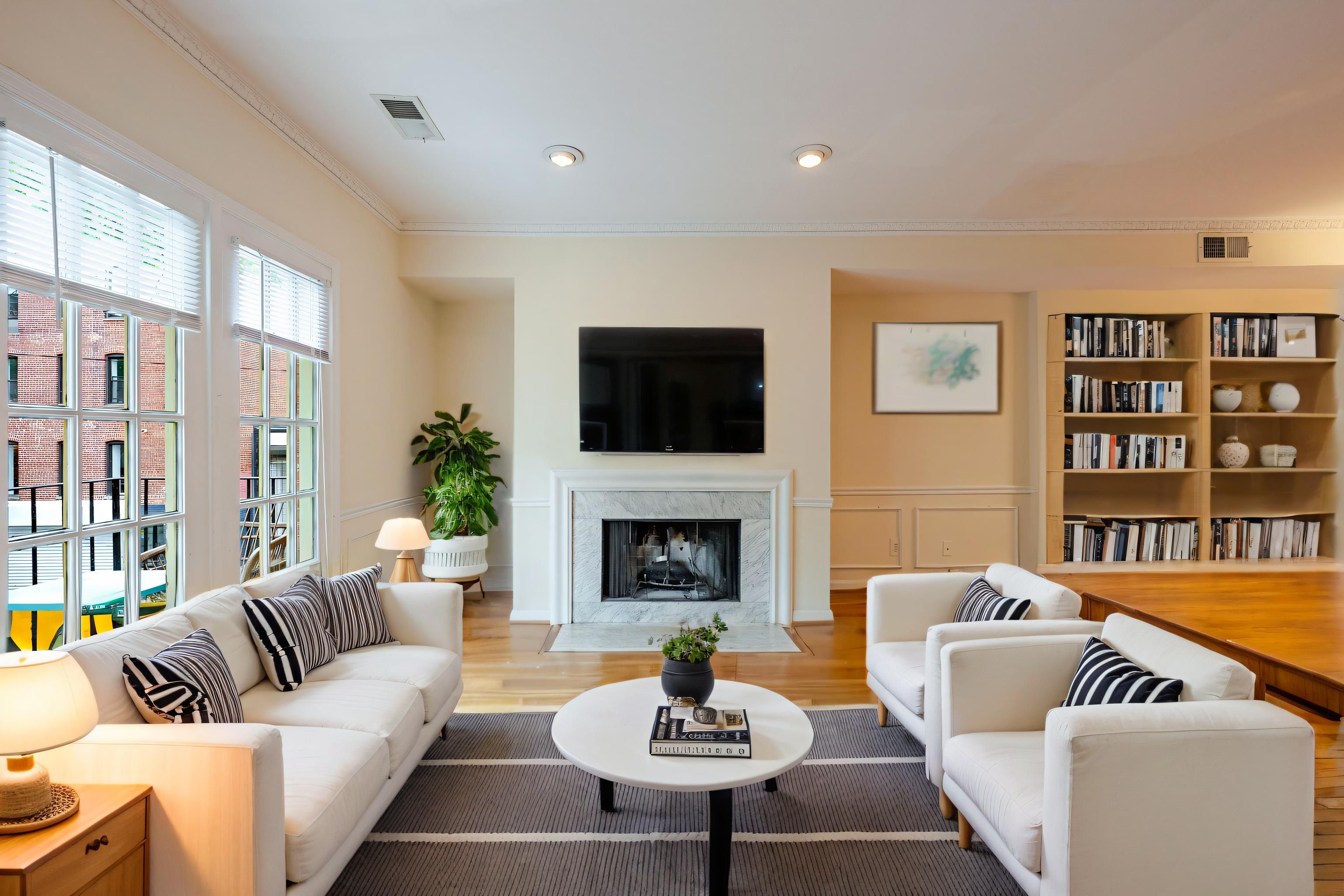 Washington Condo: 1776 Lanier Pl NW