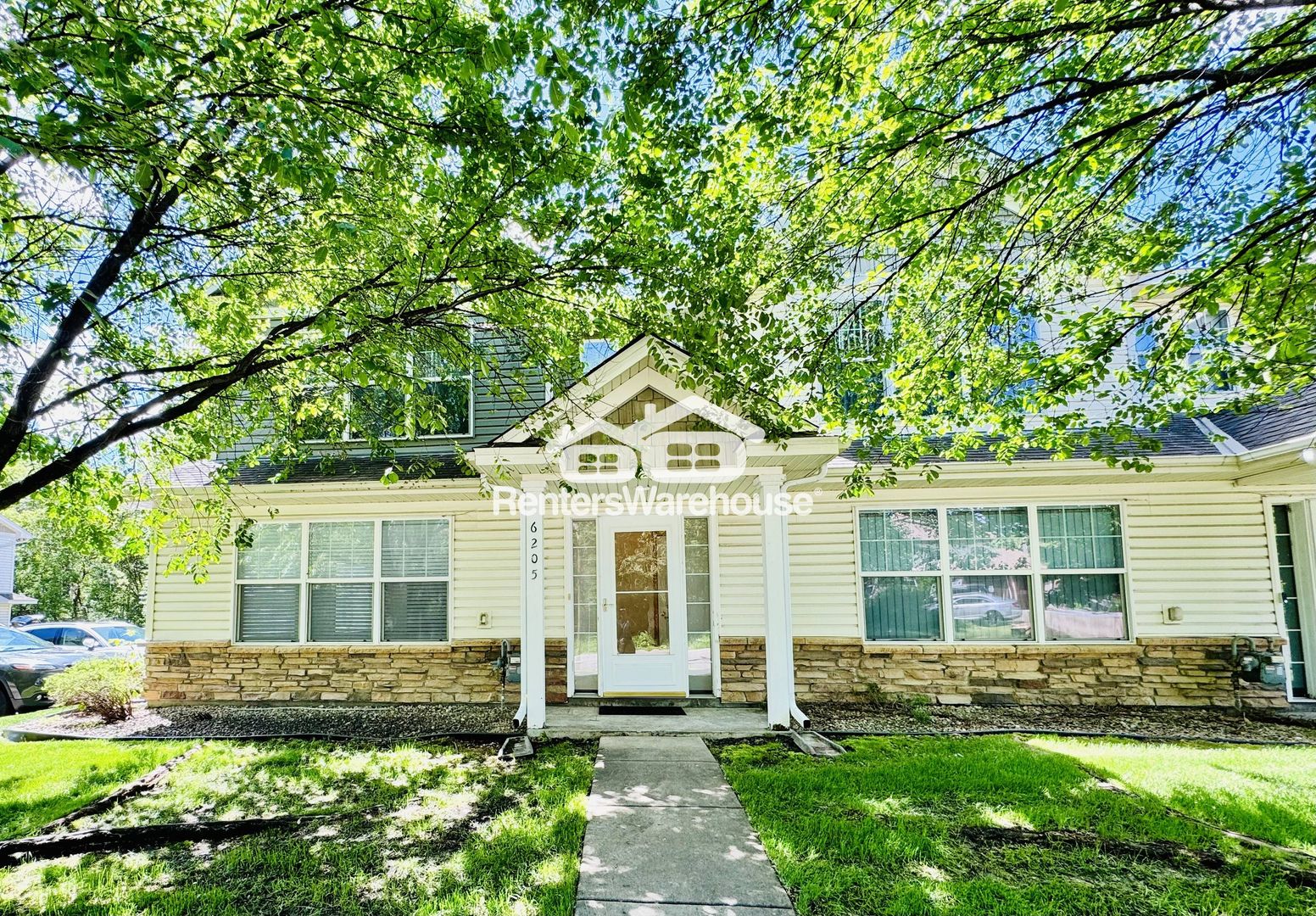 Minneapolis House: 6205 32nd Ave N