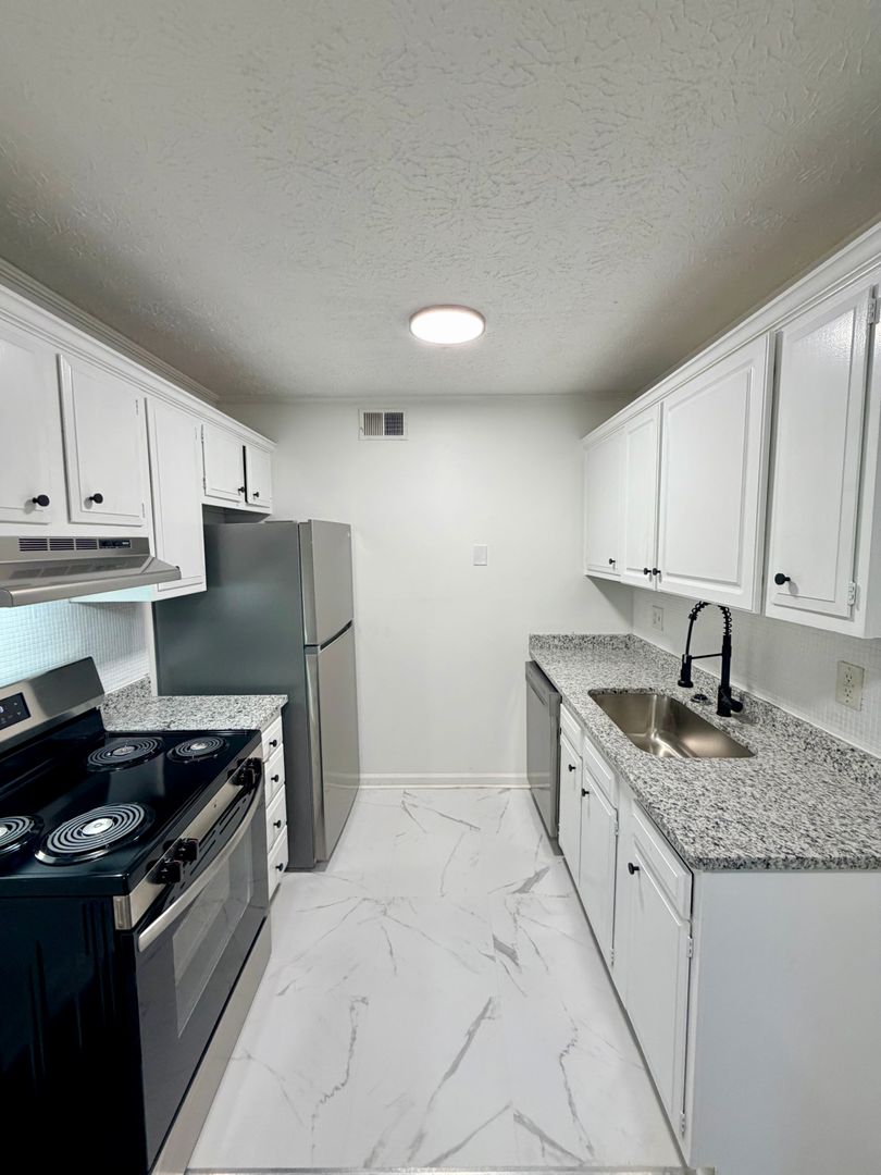 Lexington Condo: 3455 Pimlico Pkwy