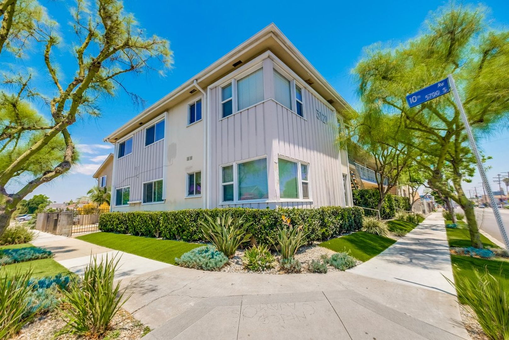 Los Angeles Condo: 3121 W Slauson Ave