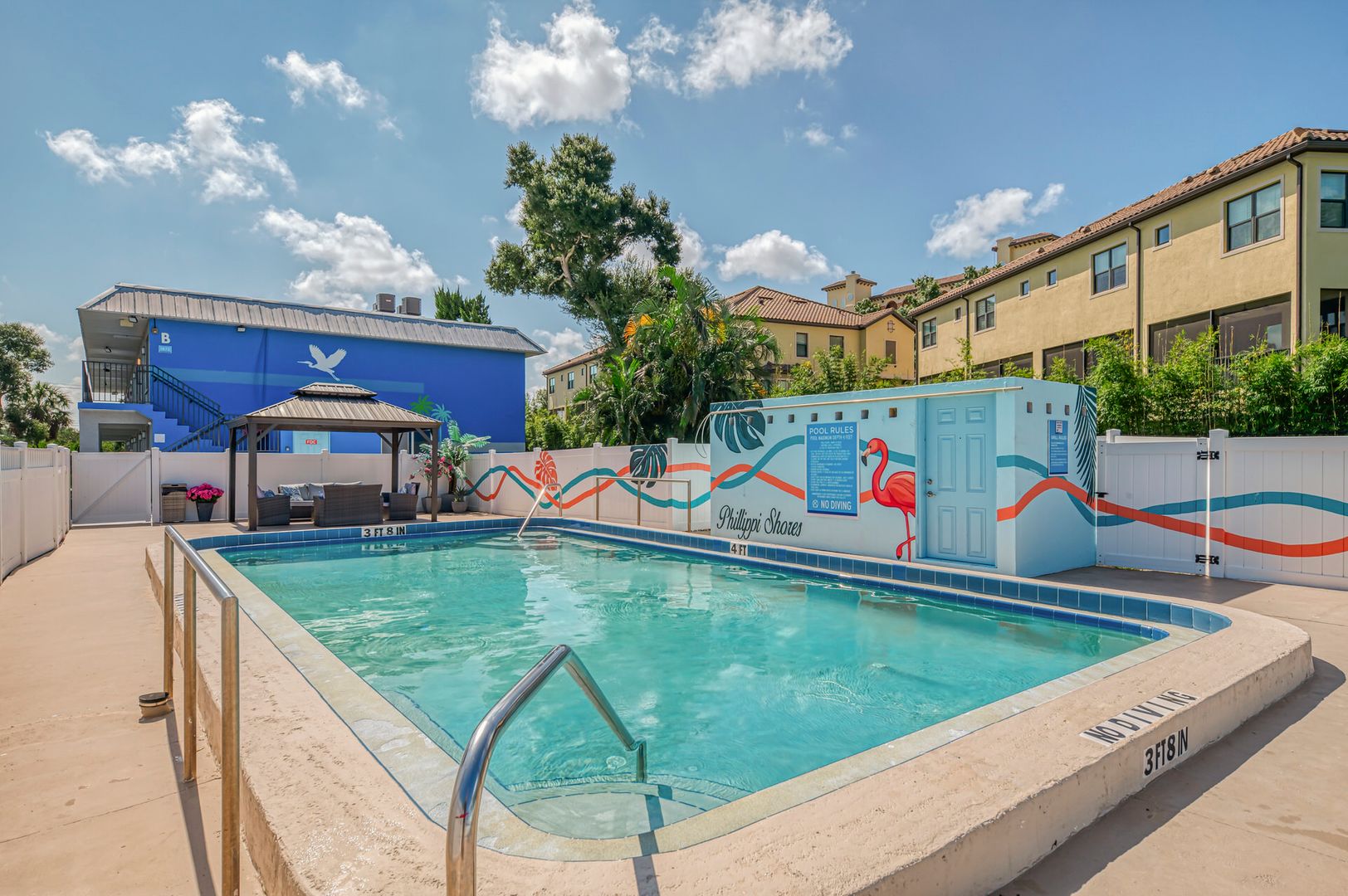 Sarasota Apartment: 1872 Phillippi Shores Dr