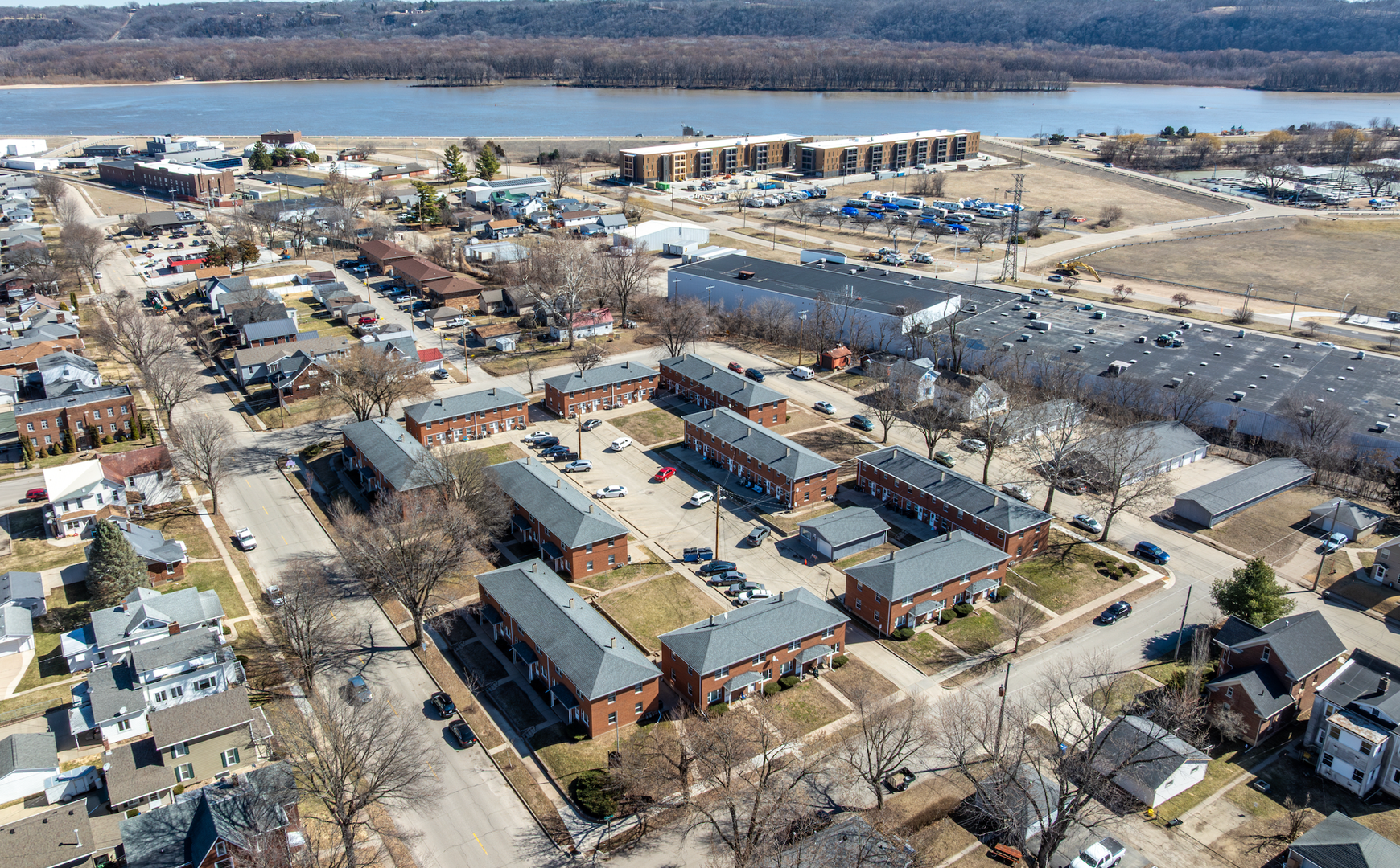 Dubuque Apartment: 2100 Rhomberg Avenue