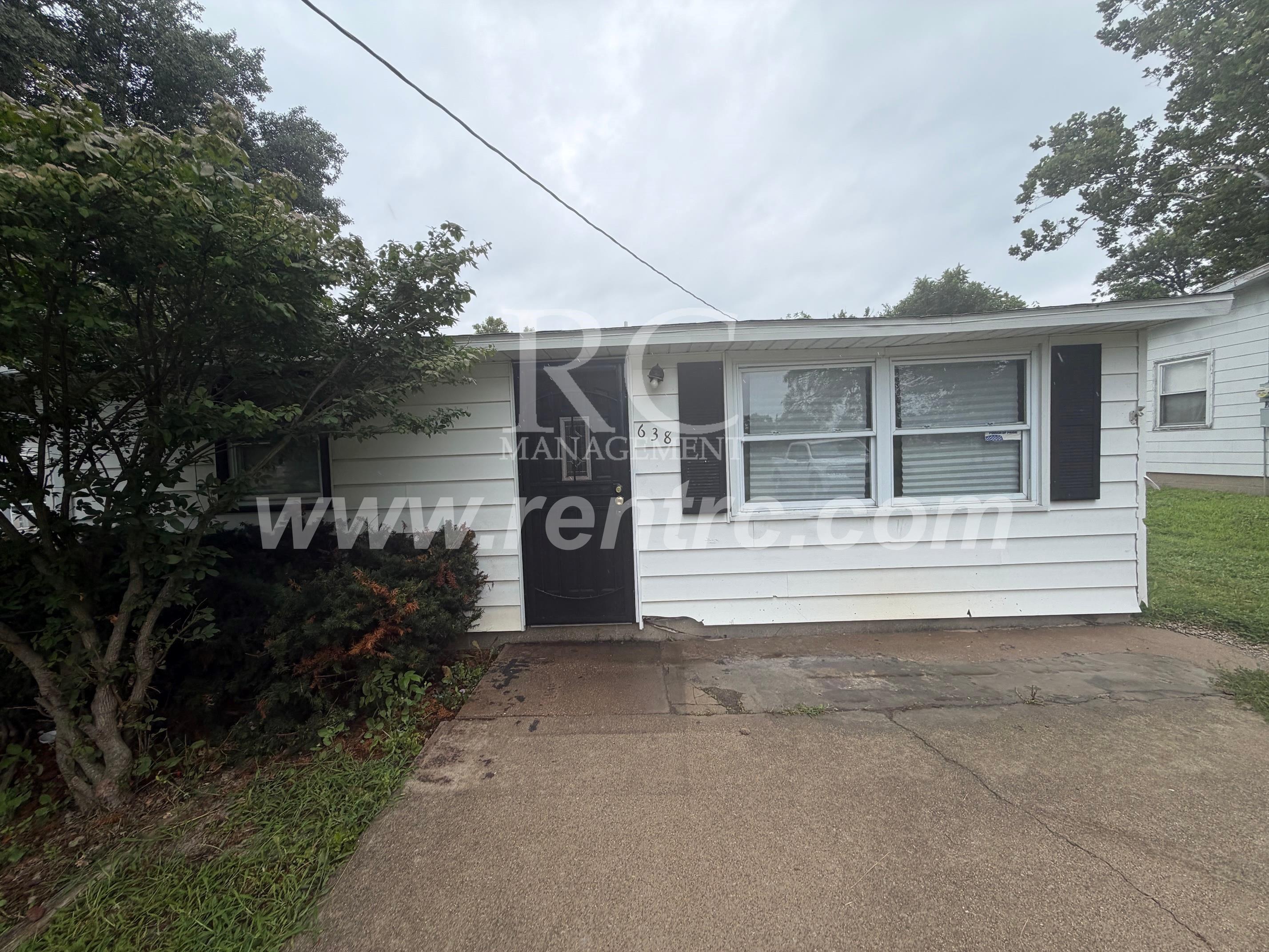 Hoopeston House: 638 McNeil
