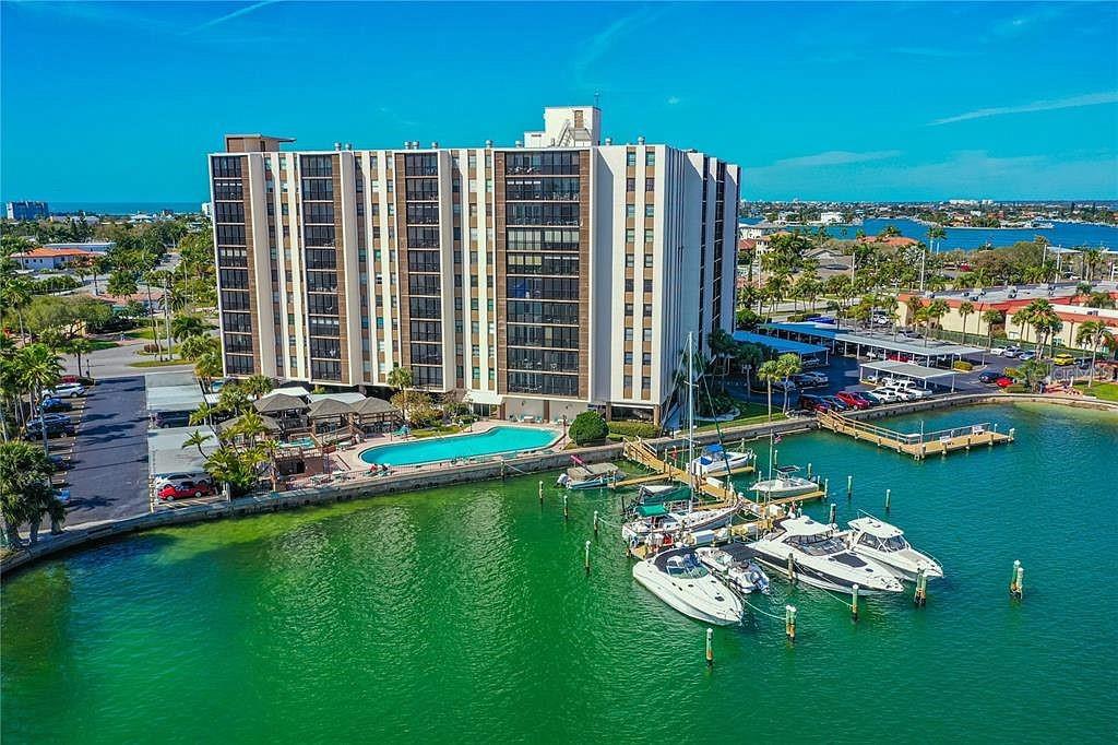 Treasure Island Condo: 10355 Paradise Blvd