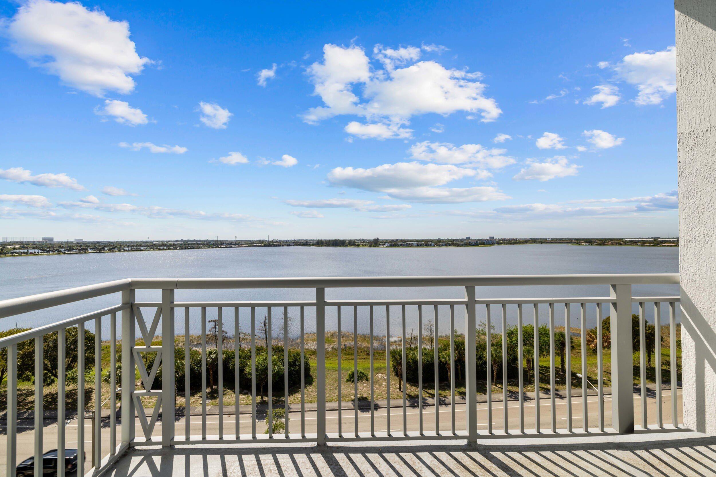 West Palm Beach Condo: 300 South Australian Ave