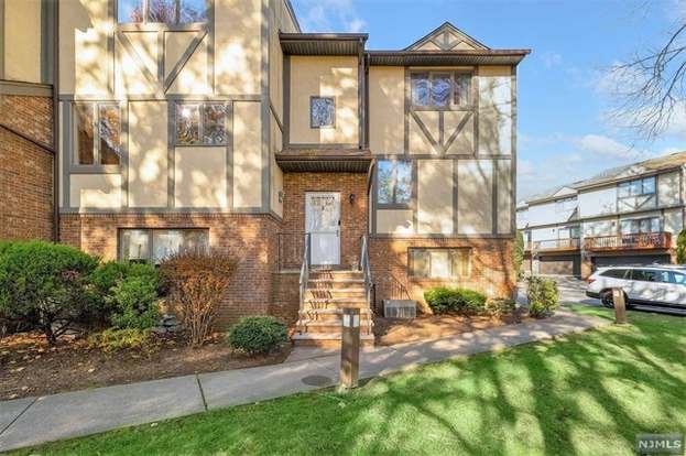 Clifton Condo: 465 Colfax Ave