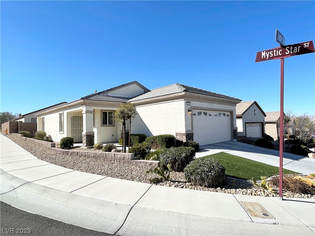 Henderson Condo: 2469 Jade Sky St