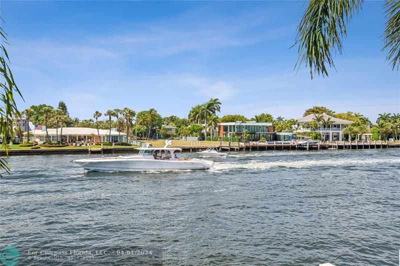 Fort Lauderdale Condo: 561 Bayshore Dr