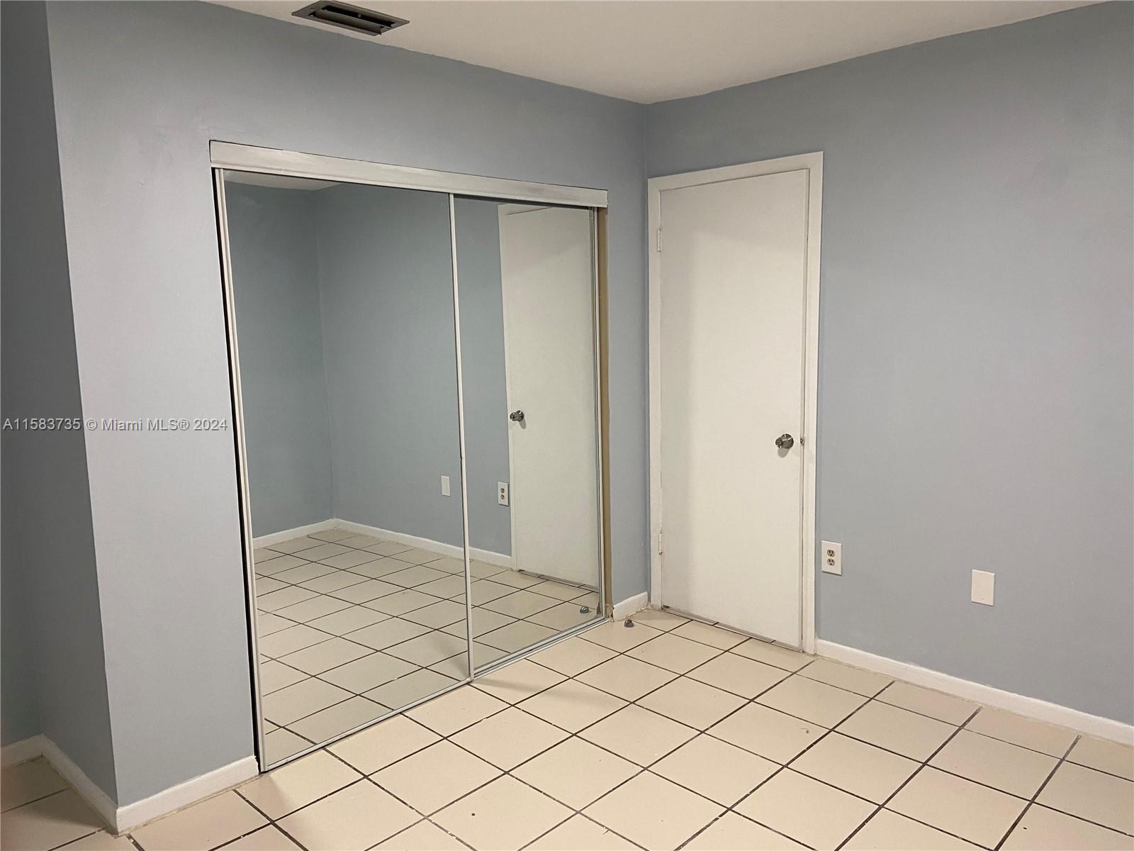 Florida City Condo: 645 Northwest 2nd St