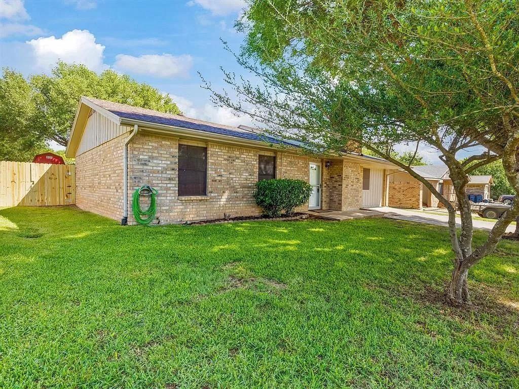 Granbury Condo: 1414 West Torrey St