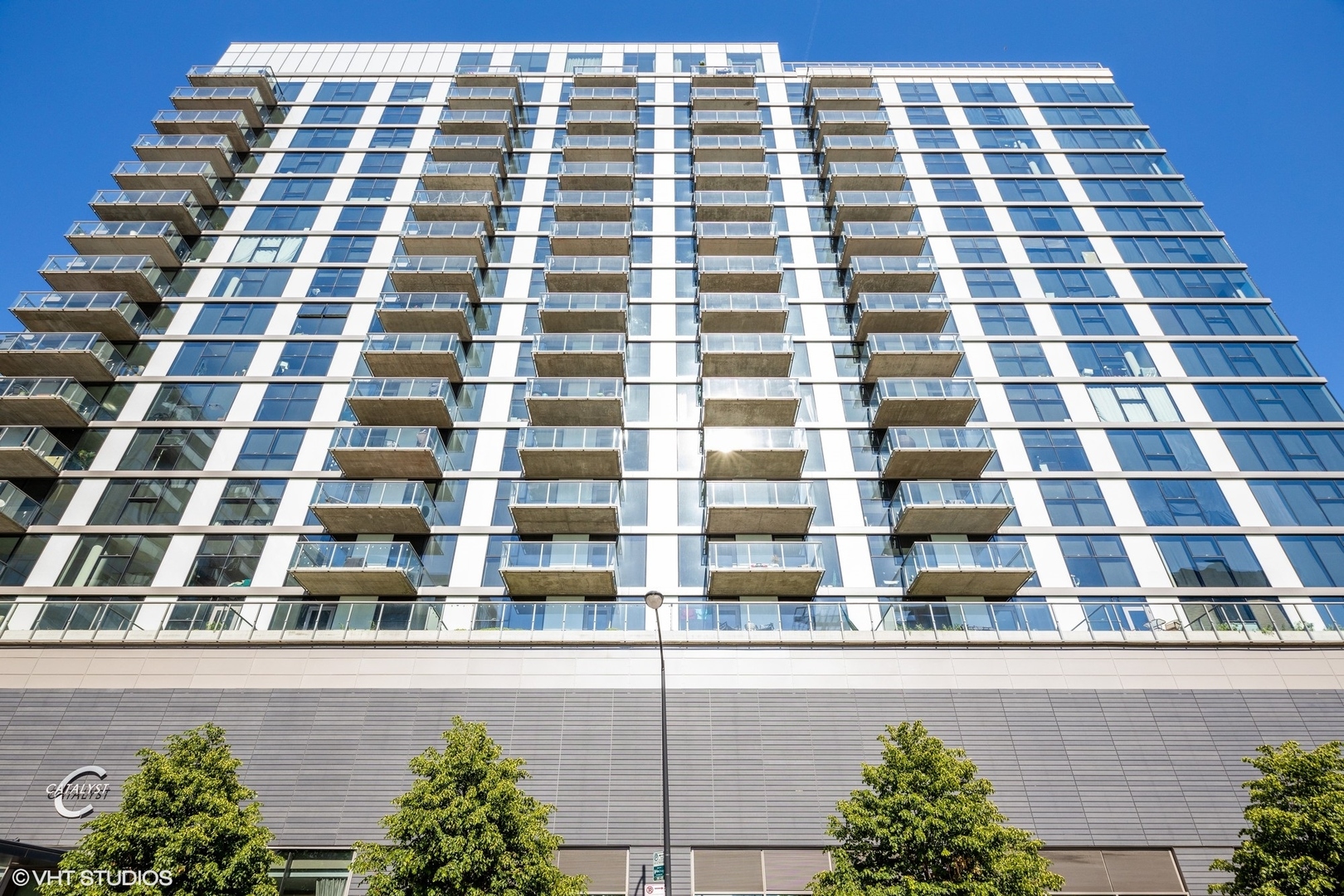 Chicago Condo: 123 North Des Plaines St