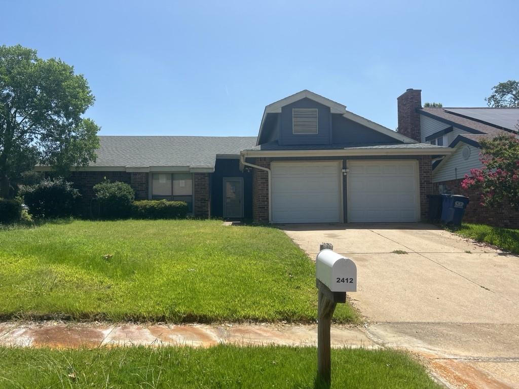 Euless Condo: 2412 Amber Hl Ln