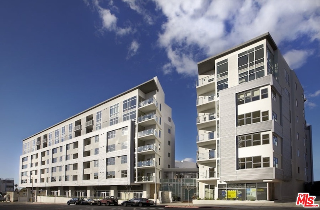Los Angeles Condo: 1619 North La Brea Ave