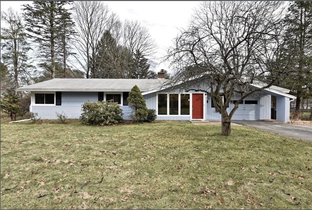 Framingham Condo: 51 Bradford Rd