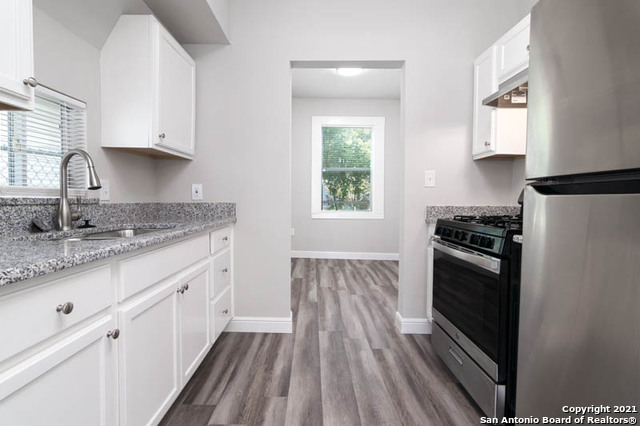 San Antonio Condo: 1112 West Elsmere Pl