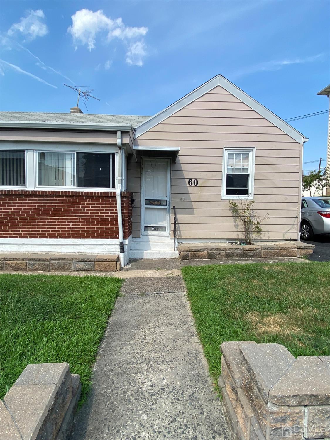North Arlington Condo: 58 Bayliss St