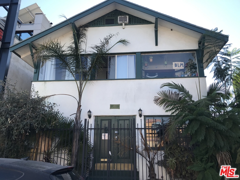 Venice Condo: 1307 Innes Pl