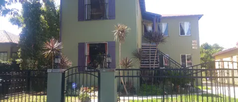 Los Angeles Condo: 1435 S Sierra Bonita Ave