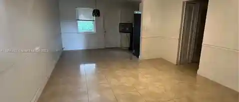 Hollywood Condo: 2641 Polk St