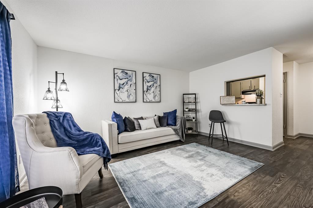 Houston Condo: 3000 Murworth Dr