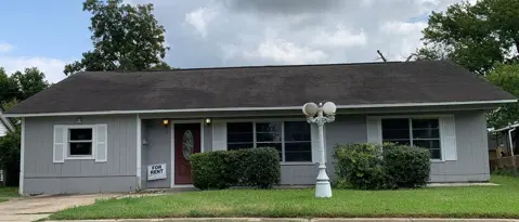 Baytown Condo: 2000 Washington St
