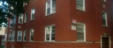 Chicago Condo: 3619 W Roscoe St